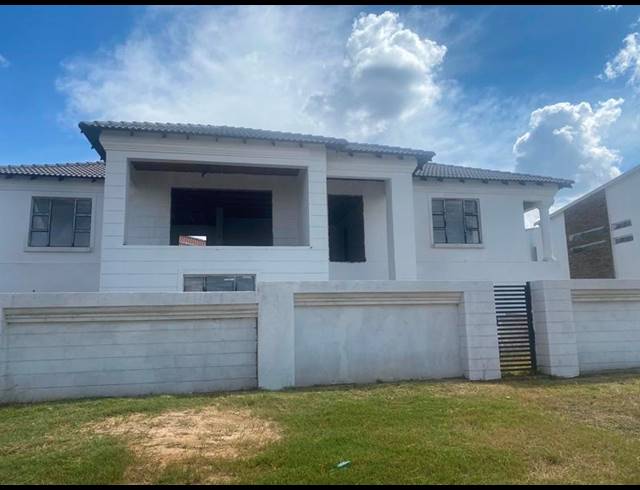 4 BEDROOM HOUSE FOR SALE IN AERORAND